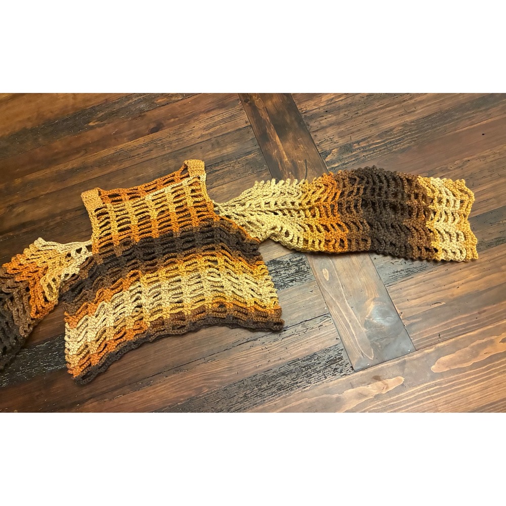 Handmade Crochet Cold Shoulder Crop Top Women's Large Festival Indie Grunge Boho - Picture 3 of 3